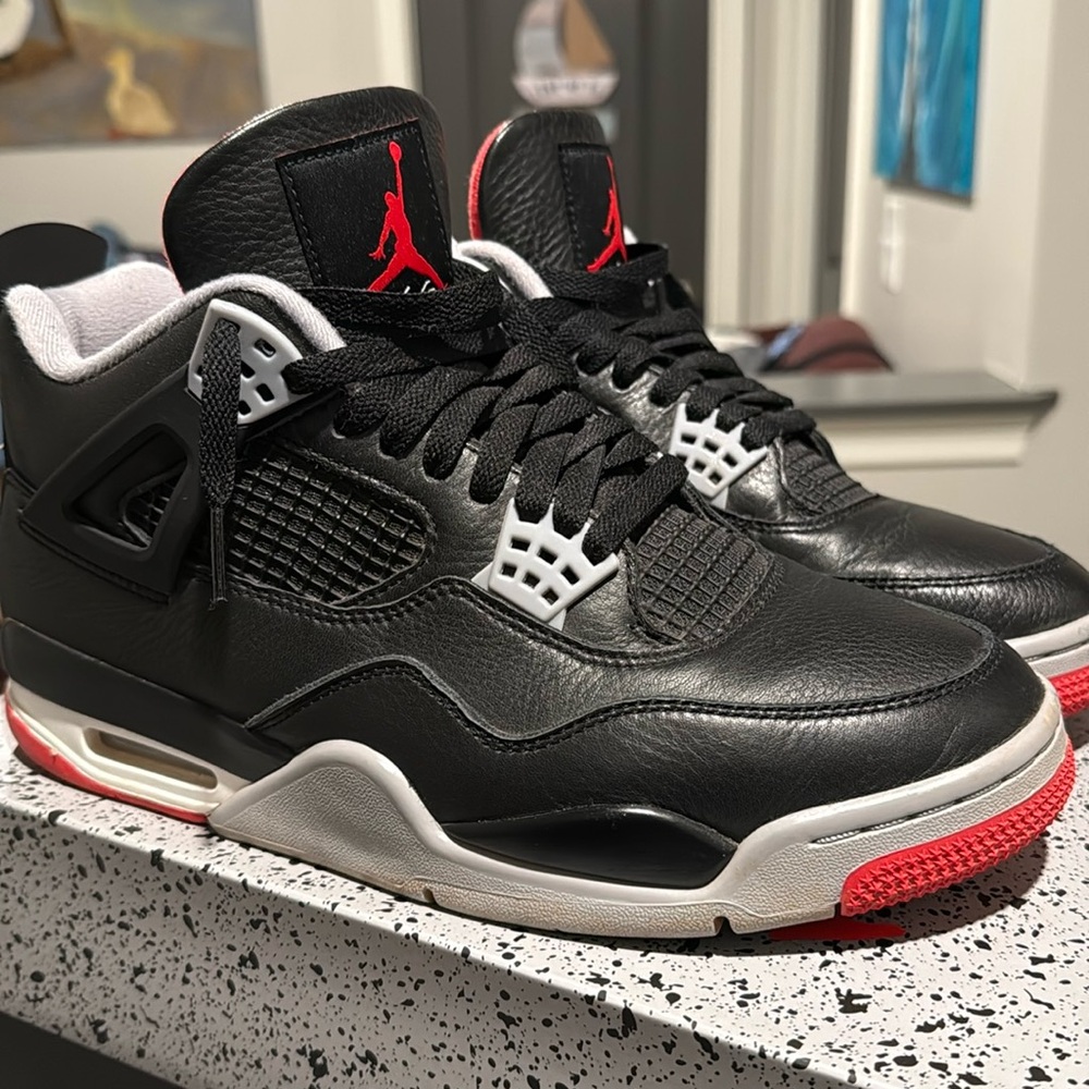 Jordan 4 Bred Reimagined Size 9.5